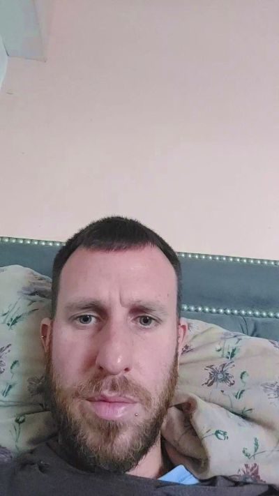 Sertito3333 live cam on Cam4