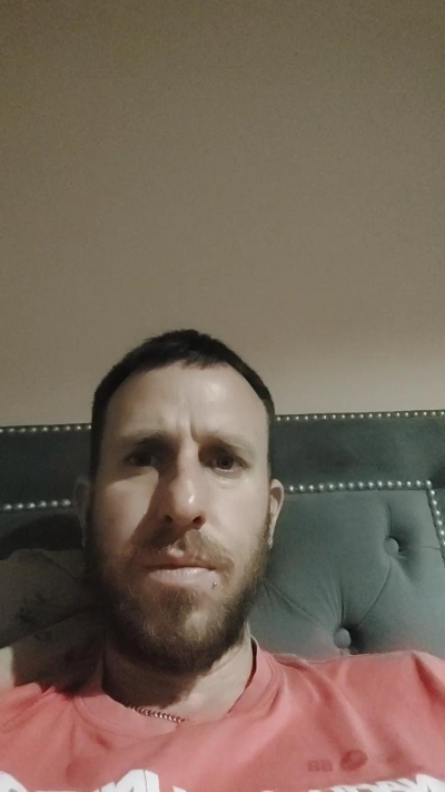 Sertito3333 live cam on Cam4