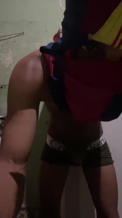 Seu_pretosfd00 live cam on Cam4