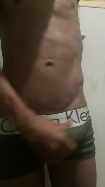 Seu_pretosfd00 live cam on Cam4