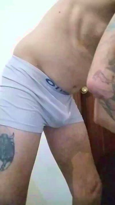 Sevillano_41 live cam on Cam4