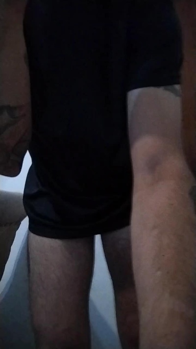 Sevillano_41 live cam on Cam4
