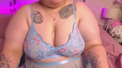 Sew_Sunny live cam on Cam4