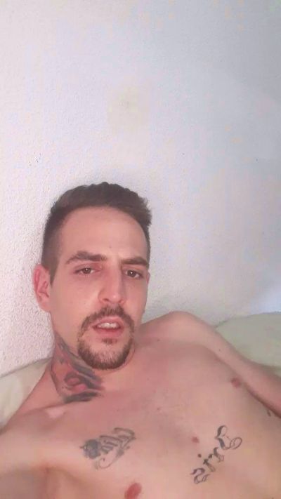 SexEducation69 live cam on Cam4