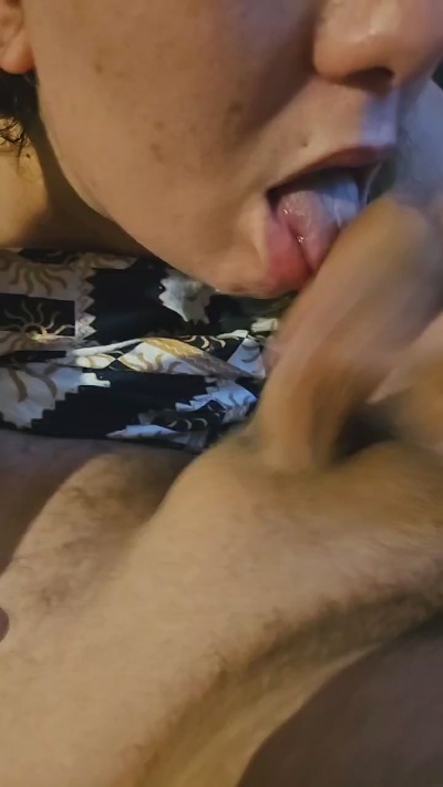Sexamateureee live cam on Cam4