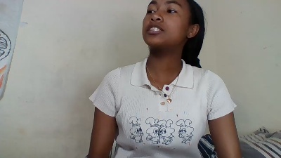 Sexijolie live cam on Cam4