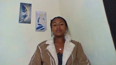 Sexijolie live cam on Cam4