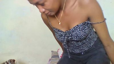 Sexijolie live cam on Cam4