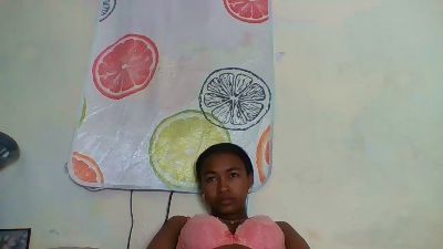Sexijolie live cam on Cam4