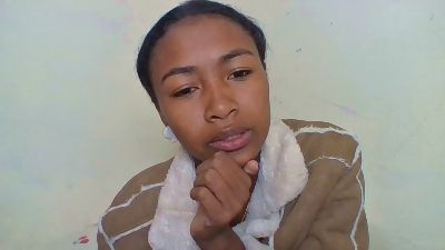 Sexijolie live cam on Cam4