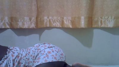 Sexxy_petite_ live cam on Cam4