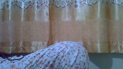 Sexxy_petite_ live cam on Cam4