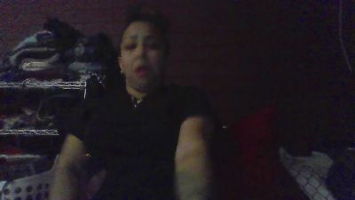 SexyChekz48 live cam on Cam4