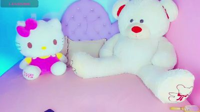 SexyJuliaa01 live cam on Cam4