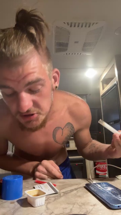 SexyLucas99 live cam on Cam4