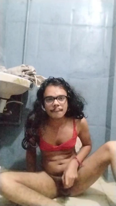 SexyZoyar1 live cam on Cam4