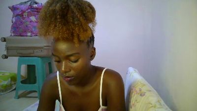 Sexy_Alia live cam on Cam4