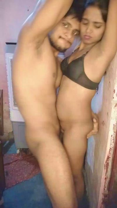 Sexy_couple_202 live cam on Cam4