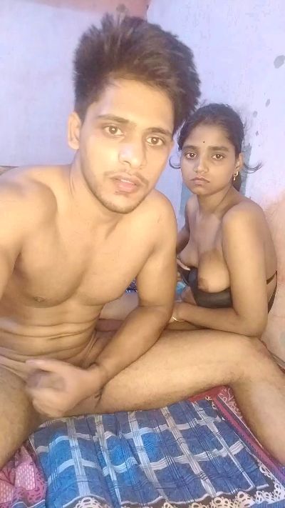 Sexy_couple_202 live cam on Cam4