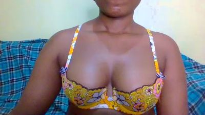 Sexy_tatty live cam on Cam4