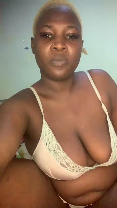 Sexyafricamdiva live cam on Cam4