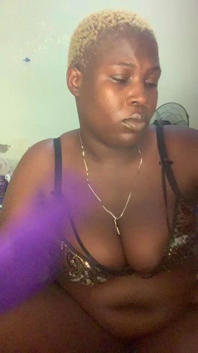 Sexyafricamdiva live cam on Cam4