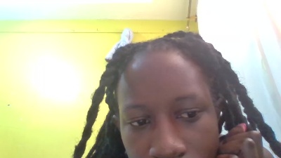 Sexyafricanah02 live cam on Cam4