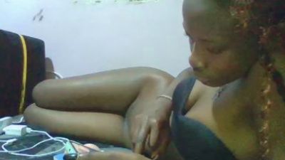 Sexyafricanah02 live cam on Cam4