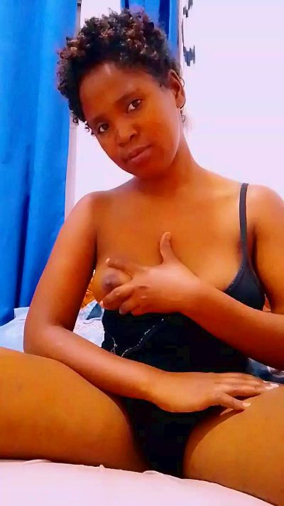 Sexyangele01 live cam on Cam4