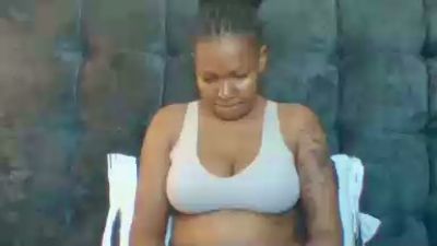 Sexyapple25 live cam on Cam4