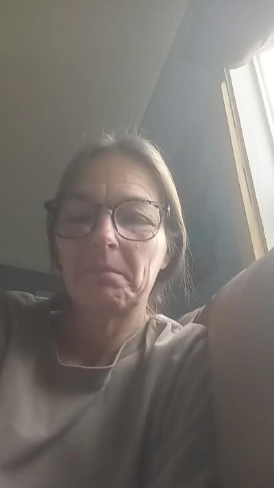 Sexybama80 live cam on Cam4