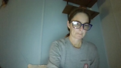 Sexybama80 live cam on Cam4