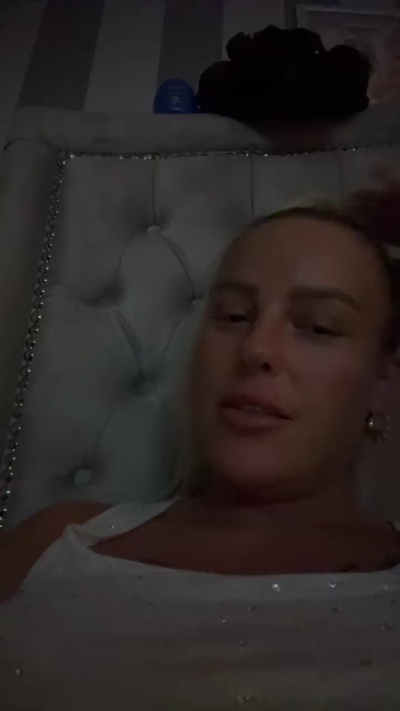 Sexyblondey51 webcam