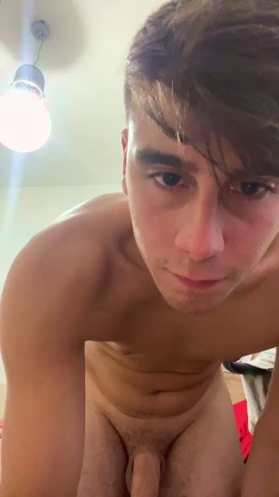Sexyboy99 live cam on Cam4