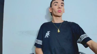 Sexycuteboyhot live cam on Cam4