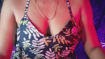 Sexydivya live cam on Cam4