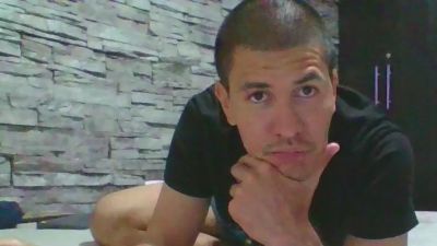 Sexylatin64 live cam on Cam4