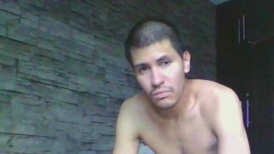Sexylatin64 live cam on Cam4