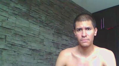 Sexylatin64 live cam on Cam4
