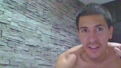 Sexylatin64 live cam on Cam4