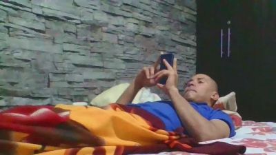 Sexylatin64 live cam on Cam4