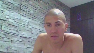 Sexylatin64 live cam on Cam4