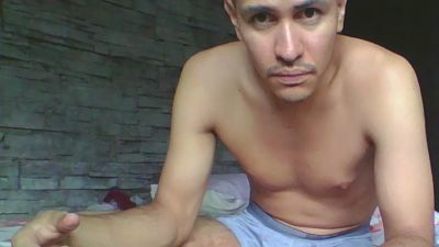 Sexylatin64 live cam on Cam4