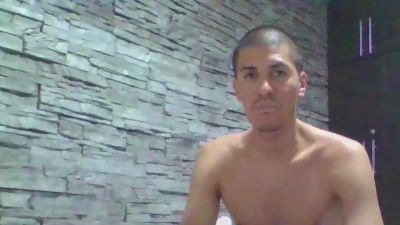Sexylatin64 live cam on Cam4