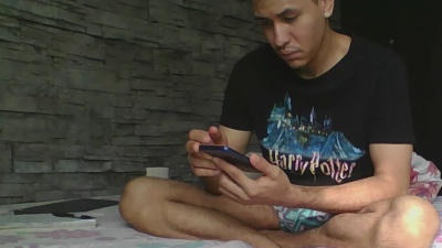 Sexylatin64 live cam on Cam4
