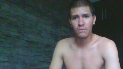 Sexylatin64 live cam on Cam4