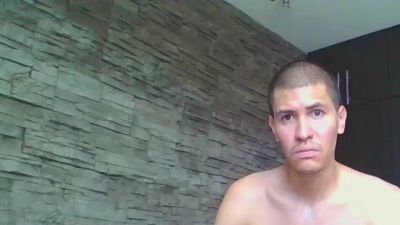 Sexylatin64 live cam on Cam4