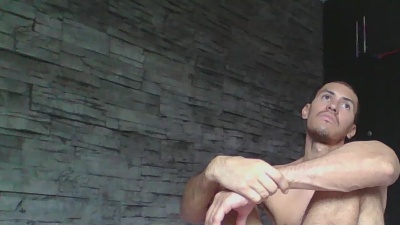 Sexylatin64 live cam on Cam4