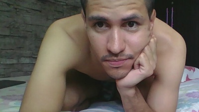 Sexylatin64 live cam on Cam4