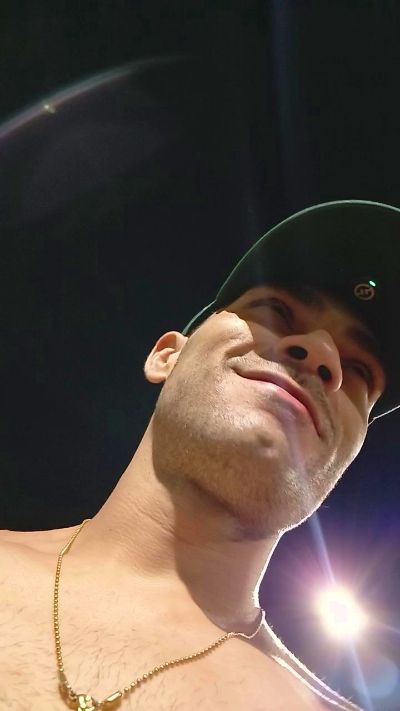 Sexylatinogay live cam on Cam4